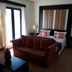 Hotel Lisboa Szálloda